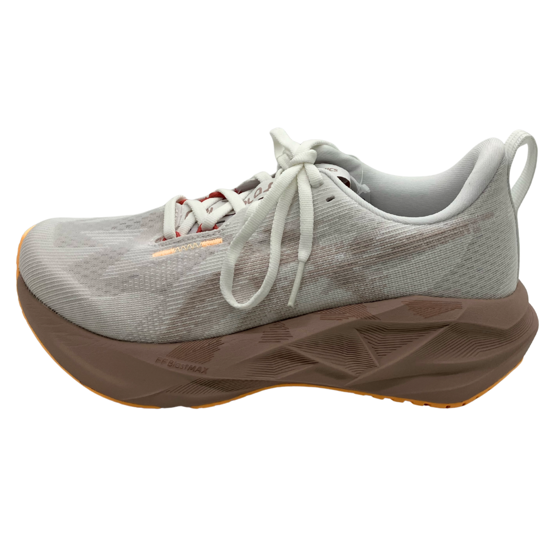 Asics Women's NOVABLAST 5