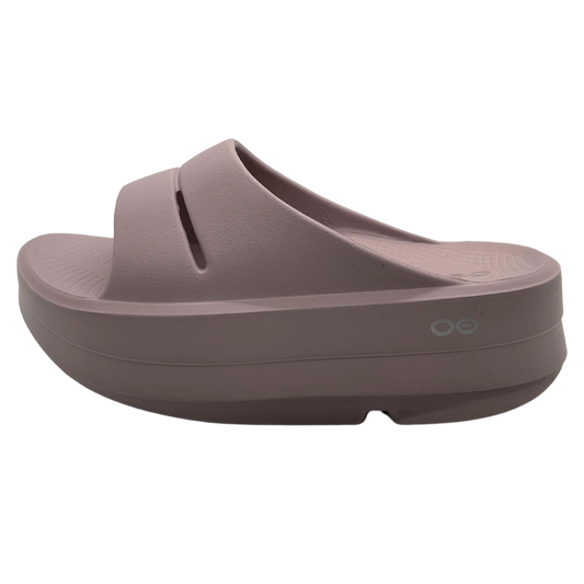 OOFOS Women's OOmega OOahh