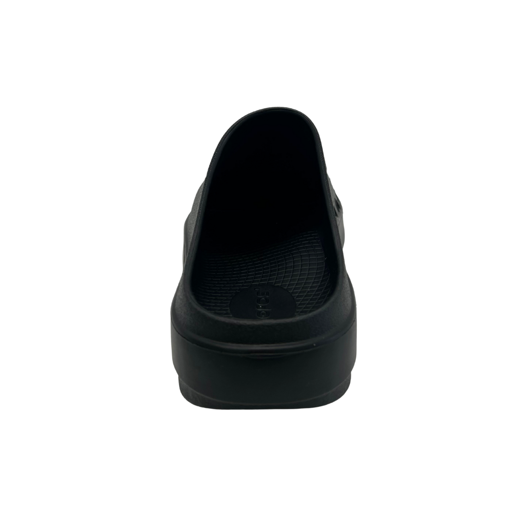 OOFOS Women's OOcloog Clog