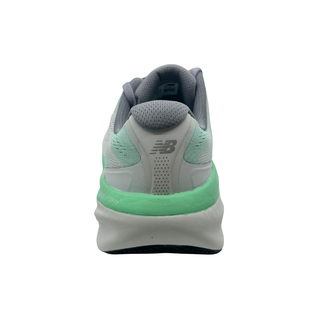 New Balance Women's Fresh Foam 860v15 Wide