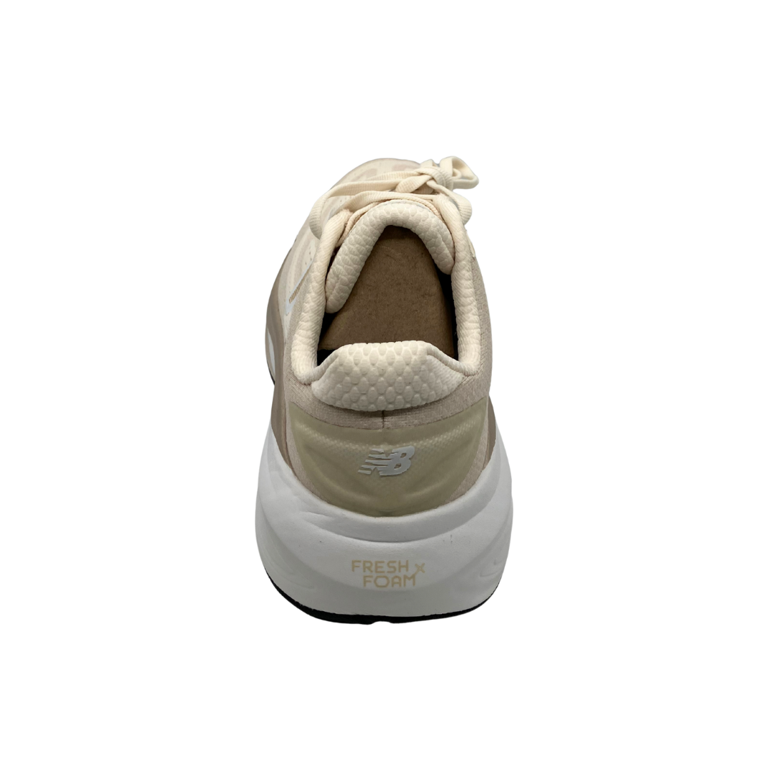 New Balance Women's Fresh Foam X More v6 Wide