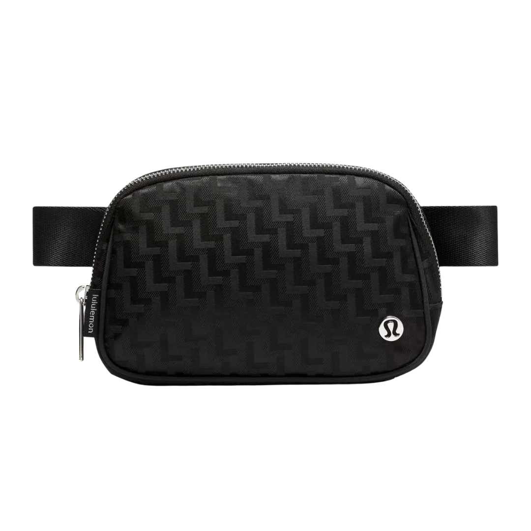 lululemon Everywhere Belt Bag